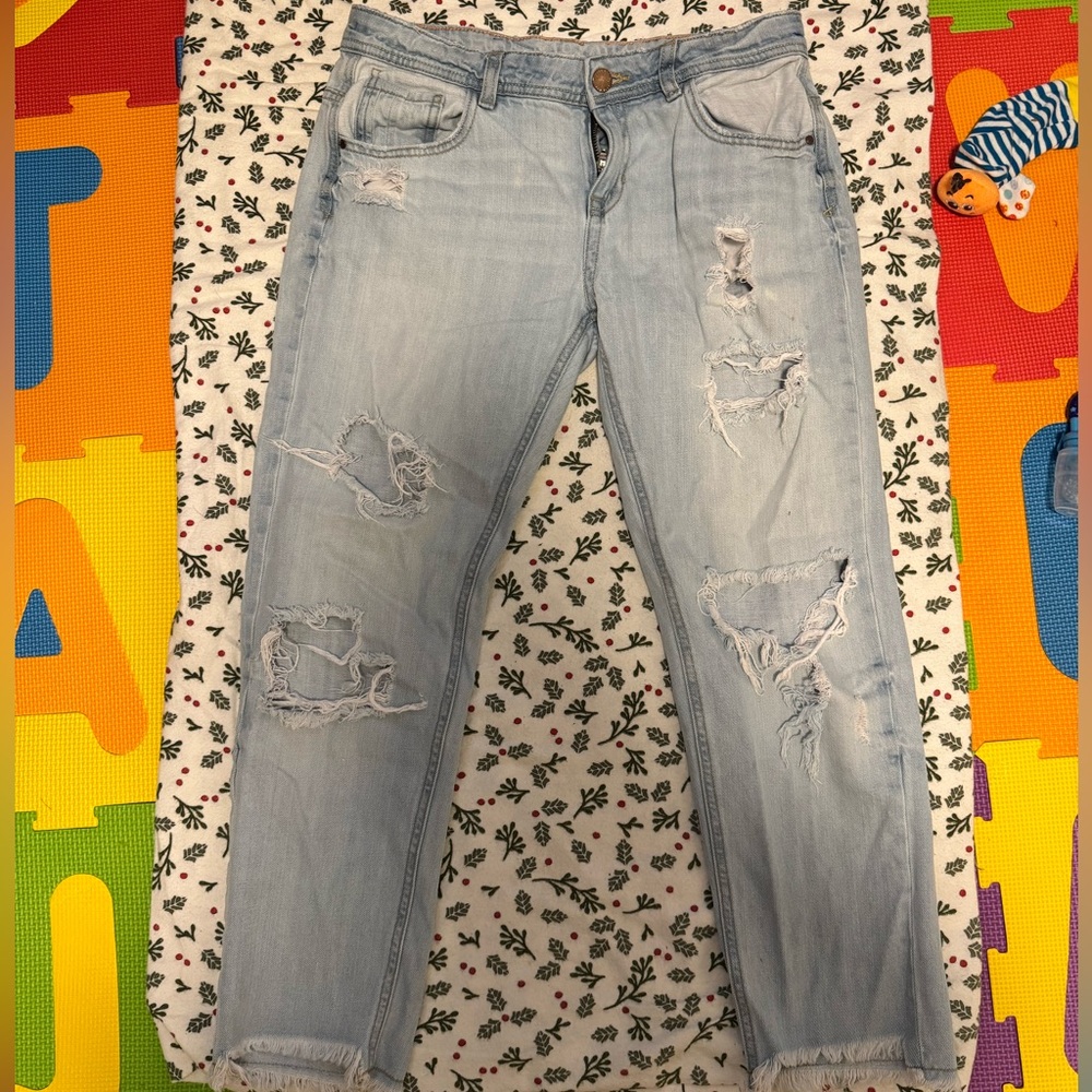 Zara Ripped Jeans Size Eu36/US4